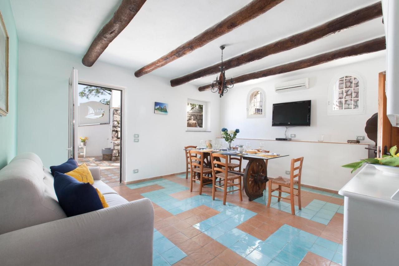 Villa Venus In Penisola Sorrentina マッサ・ルブレンセ エクステリア 写真
